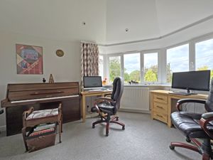 Photo 16- click for photo gallery